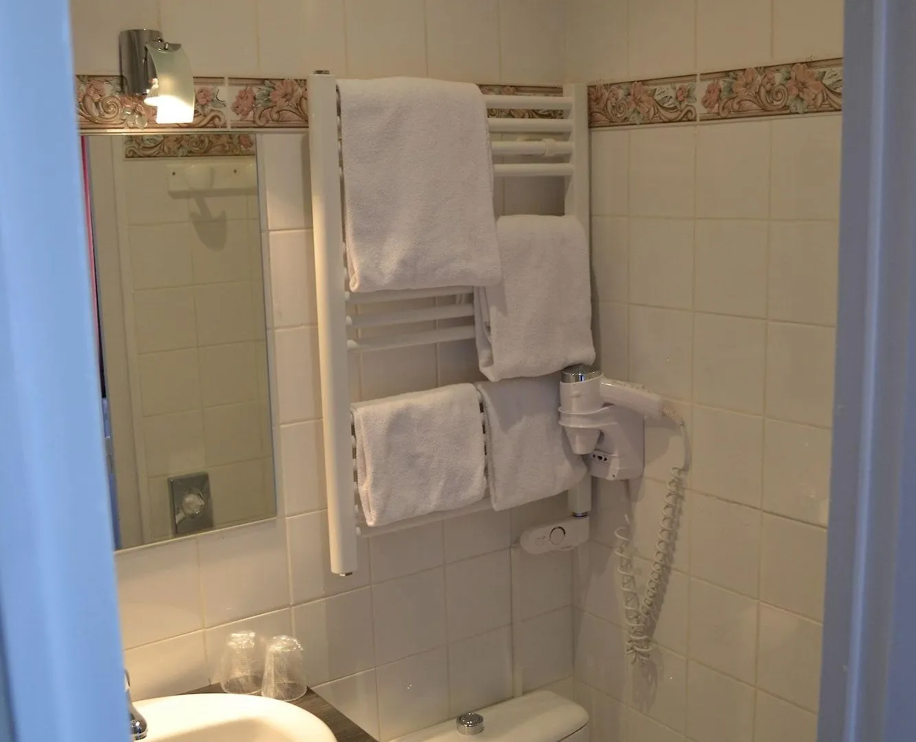 Inter-Hotel Le Mont Saint-Michel Sud Les Quatre Salines Roz-sur-Couesnon Hotel